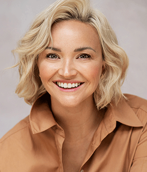 Photo de Julie Ringuette, comédienne dans le rôle de Dawn